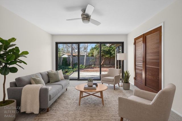 7511 Oakcreek Dr, Stockton, CA 95207