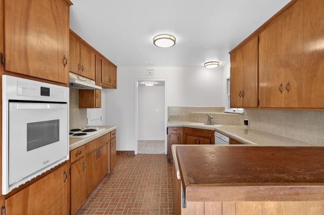 7511 Oakcreek Dr, Stockton, CA 95207