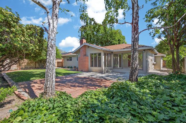 7511 Oakcreek Dr, Stockton, CA 95207