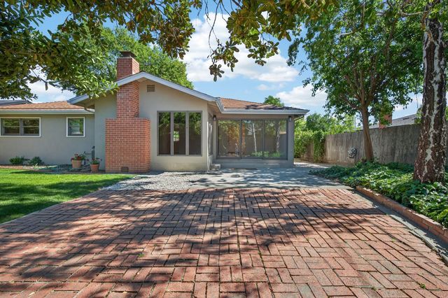 7511 Oakcreek Dr, Stockton, CA 95207