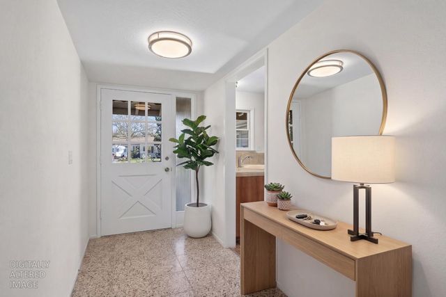 7511 Oakcreek Dr, Stockton, CA 95207