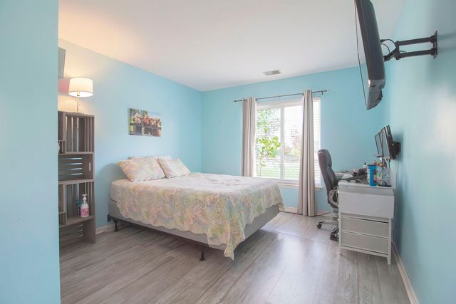 210 Sparkleberry Lane, Ladson, SC 29456