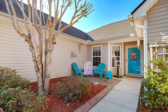 210 Sparkleberry Lane, Ladson, SC 29456