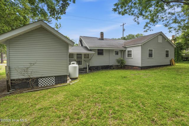 704 E Hamlet Avenue, Hamlet, NC 28345
