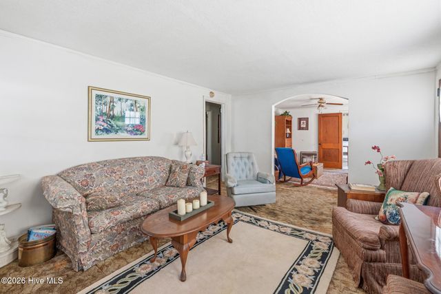 704 E Hamlet Avenue, Hamlet, NC 28345