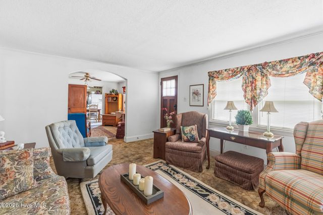 704 E Hamlet Avenue, Hamlet, NC 28345