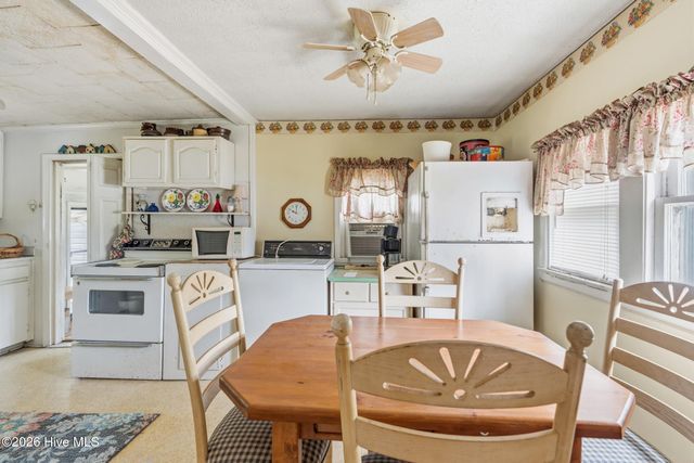 704 E Hamlet Avenue, Hamlet, NC 28345
