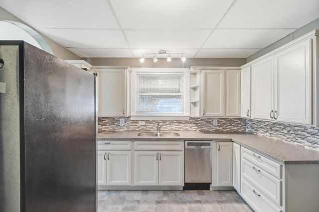 125 W Lincoln Avenue, Bellefontaine, OH 43311