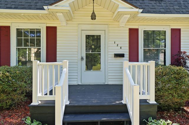 125 W Lincoln Avenue, Bellefontaine, OH 43311