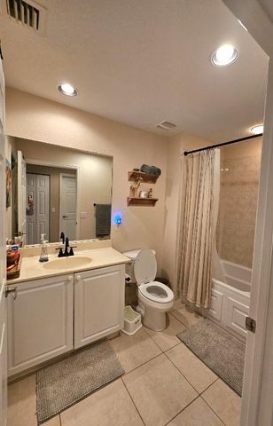 1836 S Dovetail Drive 1, Fort Pierce, FL 34982