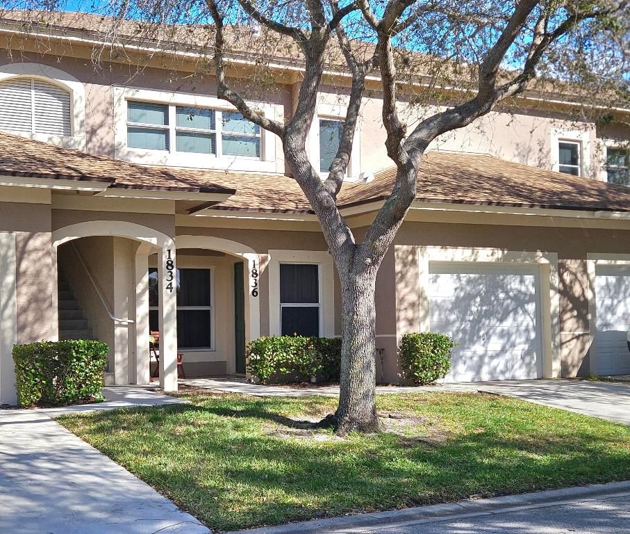 1836 S Dovetail Drive 1, Fort Pierce, FL 34982