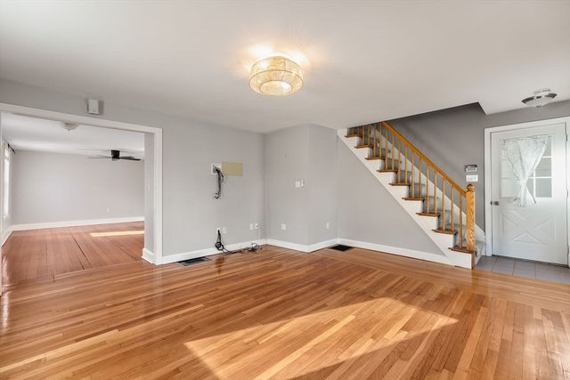 12 Wright St 1, Stoneham, MA 02180