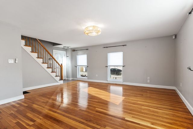 12 Wright St 1, Stoneham, MA 02180