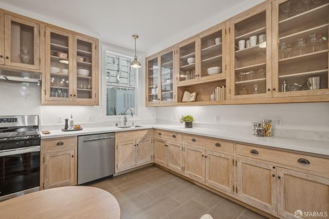 3944 18th Street, San Francisco, CA 94114