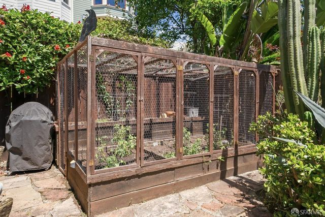 3944 18th Street, San Francisco, CA 94114