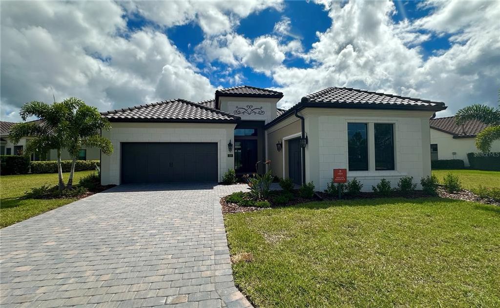 320 ARIA DRIVE, North Venice, FL 34275