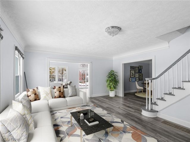 28 Jennette Drive, Youngstown, OH 44512