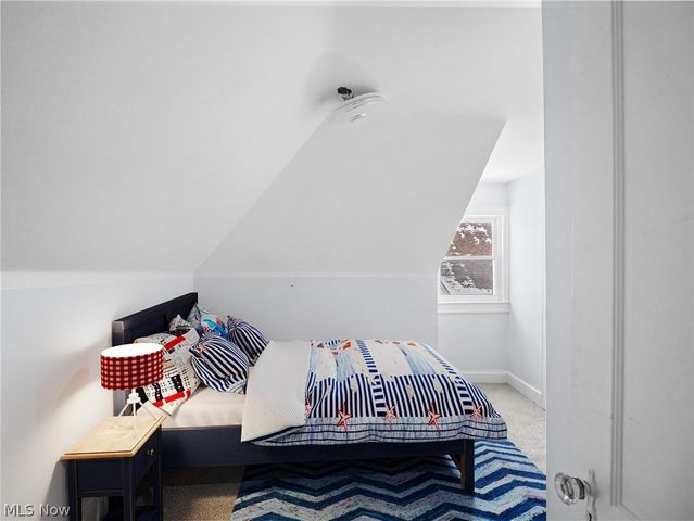 28 Jennette Drive, Youngstown, OH 44512