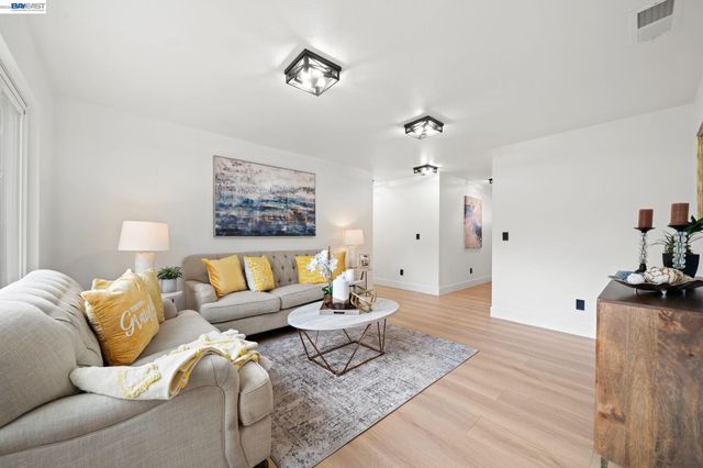 1602 Endriss Dr, Martinez, CA 94553