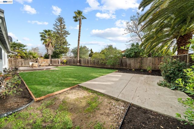 1602 Endriss Dr, Martinez, CA 94553