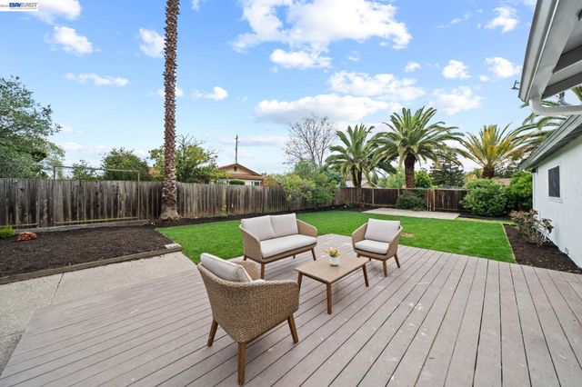 1602 Endriss Dr, Martinez, CA 94553