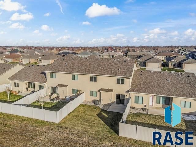 2505 S Kinderhook Ave Avenue, Sioux Falls, SD 57106