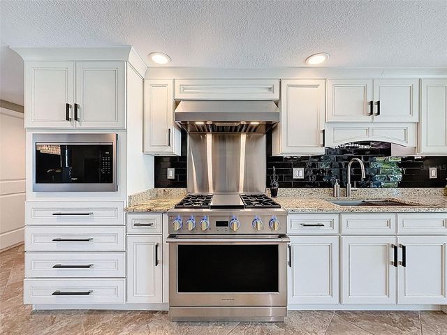 5101 GALLEON COURT, New Port Richey, FL 34652