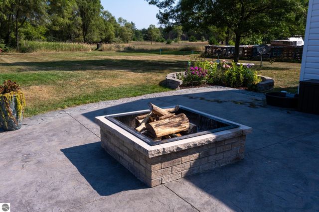 5806 W Weidman Road, Weidman, MI 48893