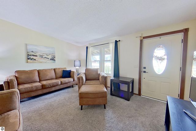 5806 W Weidman Road, Weidman, MI 48893