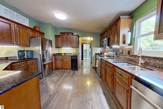 5806 W Weidman Road, Weidman, MI 48893