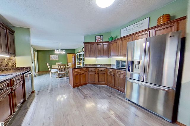 5806 W Weidman Road, Weidman, MI 48893