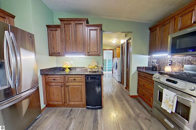 5806 W Weidman Road, Weidman, MI 48893