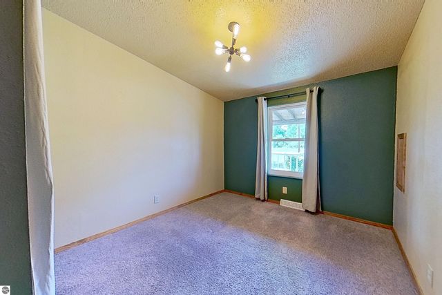5806 W Weidman Road, Weidman, MI 48893