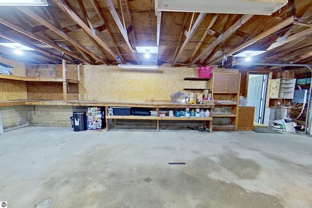 5806 W Weidman Road, Weidman, MI 48893