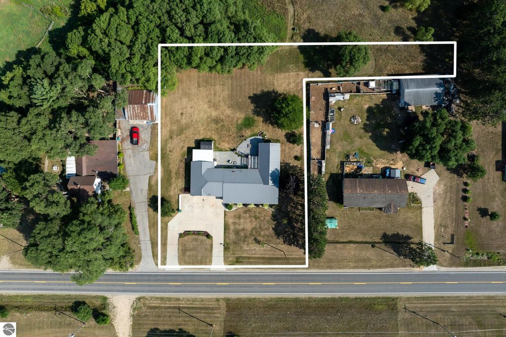 Image 98 of property listing at 5806 W Weidman Road, Weidman, MI 48893