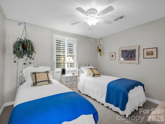 206 Lakeridge Road, Lake Lure, NC 28746