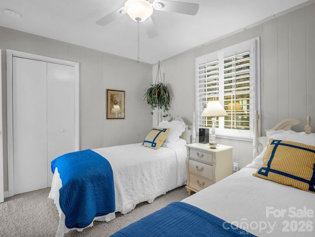206 Lakeridge Road, Lake Lure, NC 28746