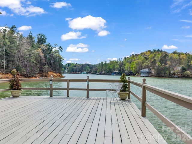 206 Lakeridge Road, Lake Lure, NC 28746