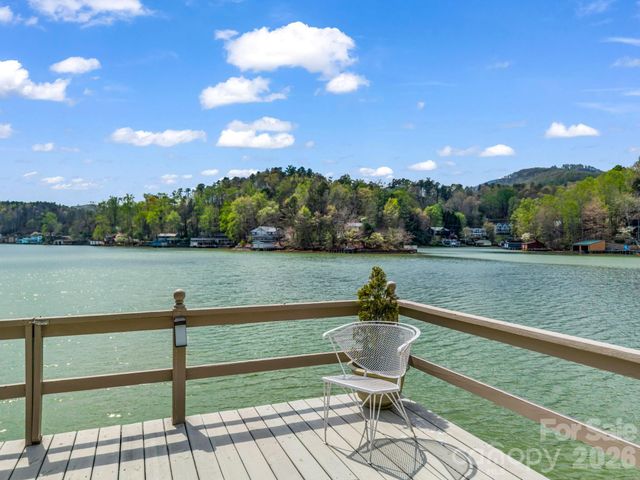 206 Lakeridge Road, Lake Lure, NC 28746