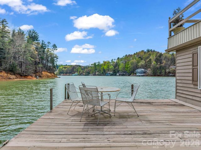 206 Lakeridge Road, Lake Lure, NC 28746