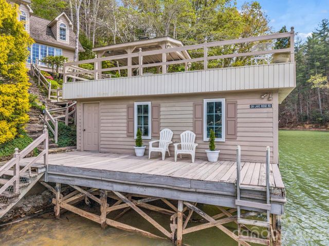206 Lakeridge Road, Lake Lure, NC 28746
