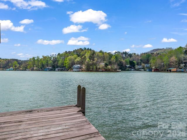 206 Lakeridge Road, Lake Lure, NC 28746