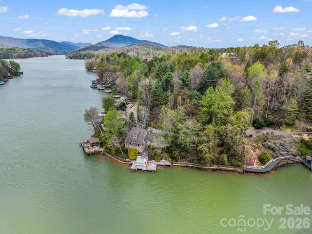 206 Lakeridge Road, Lake Lure, NC 28746