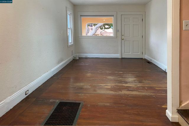 411 Kains Ave., Albany, CA 94706