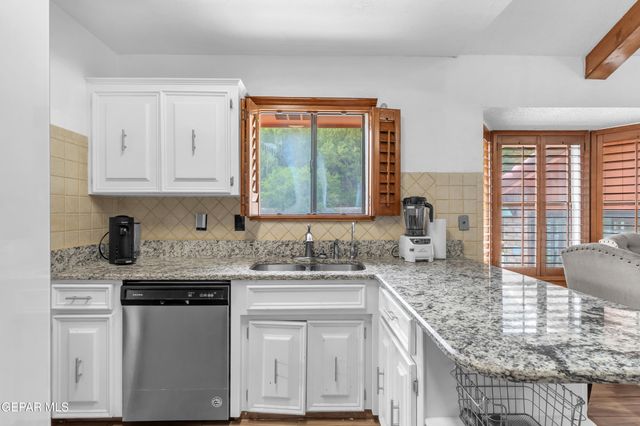 765 VILLA VANESSA Drive, El Paso, TX 79912