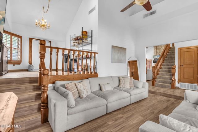 765 VILLA VANESSA Drive, El Paso, TX 79912