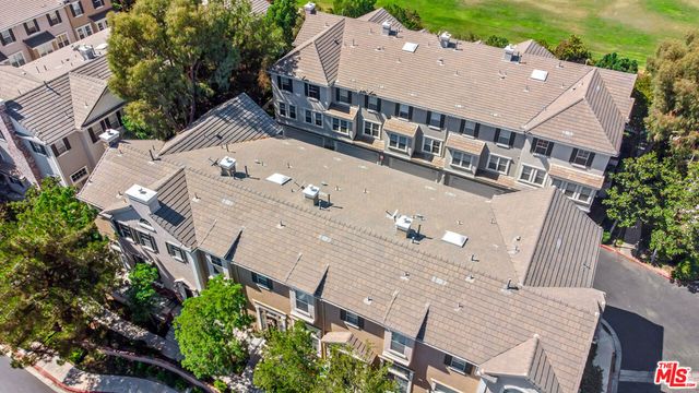 26828 Willow Creek Lane 23, Valencia, CA 91355