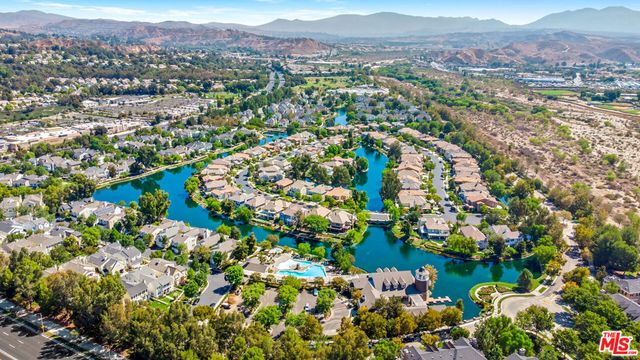 26828 Willow Creek Lane 23, Valencia, CA 91355