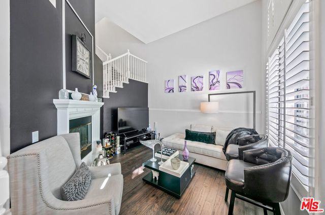 26828 Willow Creek Lane 23, Valencia, CA 91355