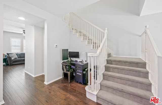 26828 Willow Creek Lane 23, Valencia, CA 91355